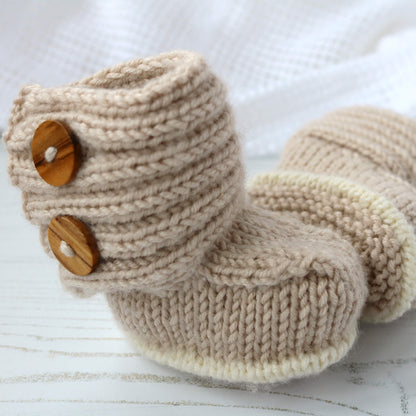 baby booties knitting pattern with button fastening