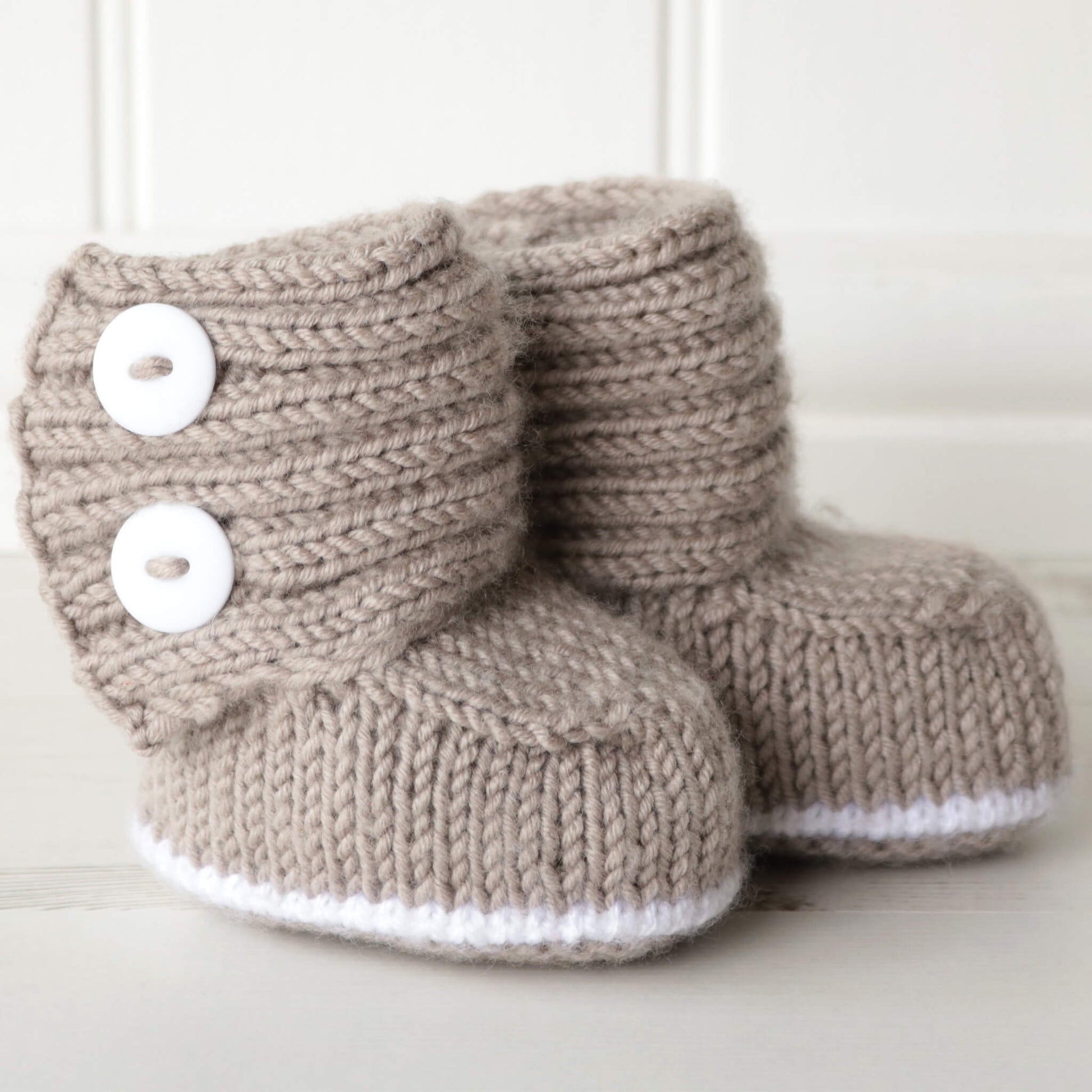 button cuffed baby booties knit pattern