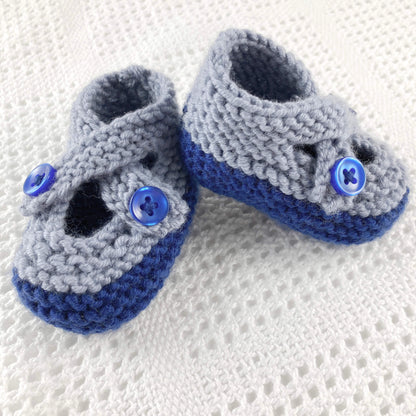 cross-over strap baby shoes knitting pattern